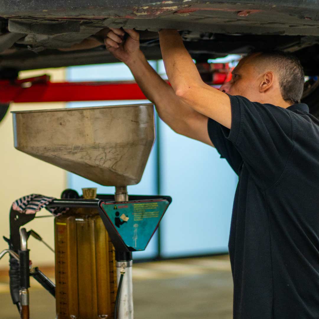 Centro Automotriz La Mayorista - Servicio Cambio de Aceite