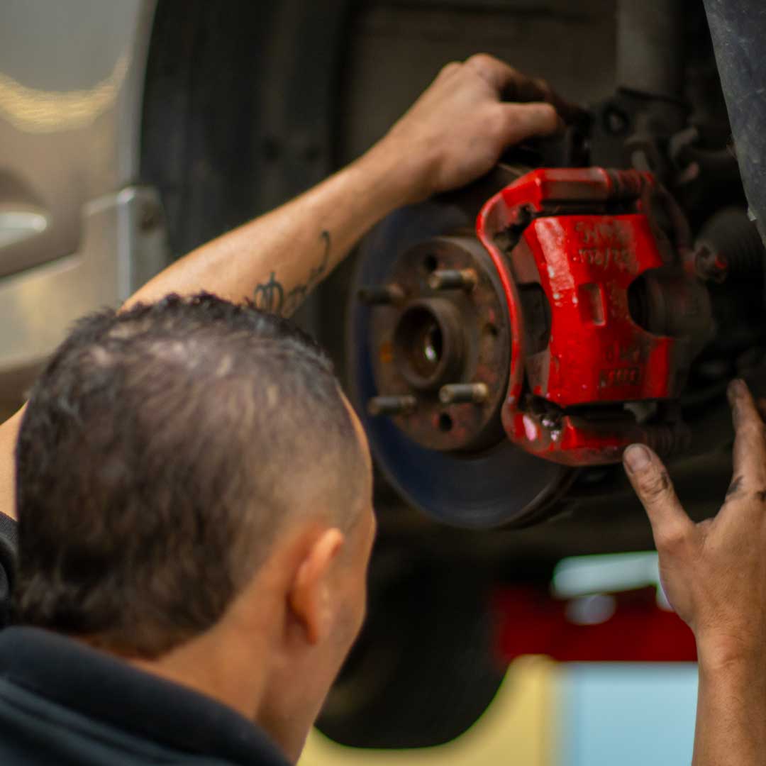 Centro Automotriz La Mayorista - Servicio suspension